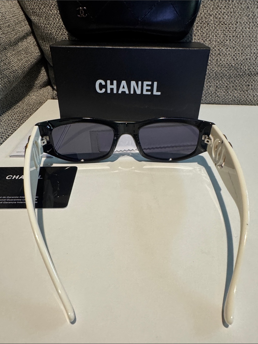 CHANEL Two-Tone Rectangular Sunglasses - Black Front & White Temples - Picture 4 of 8